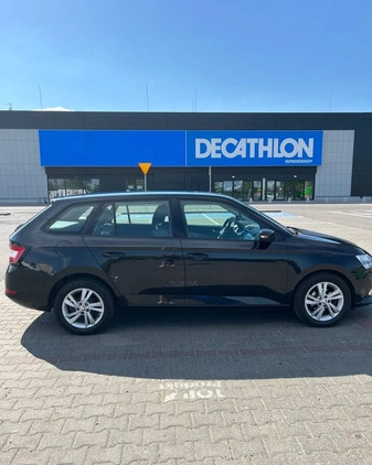 Skoda Fabia cena 36000 przebieg: 179000, rok produkcji 2018 z Poznań małe 172